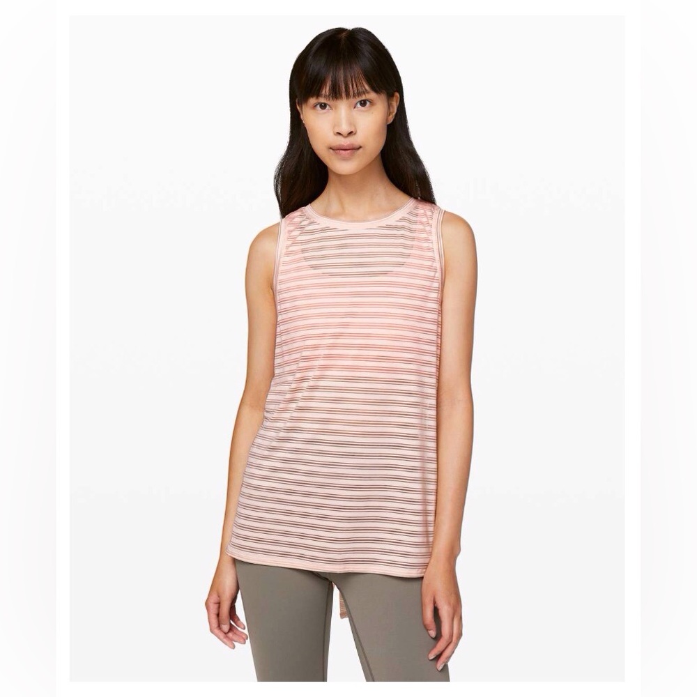 086. Lululemon Meet Halfway Tank *Striped